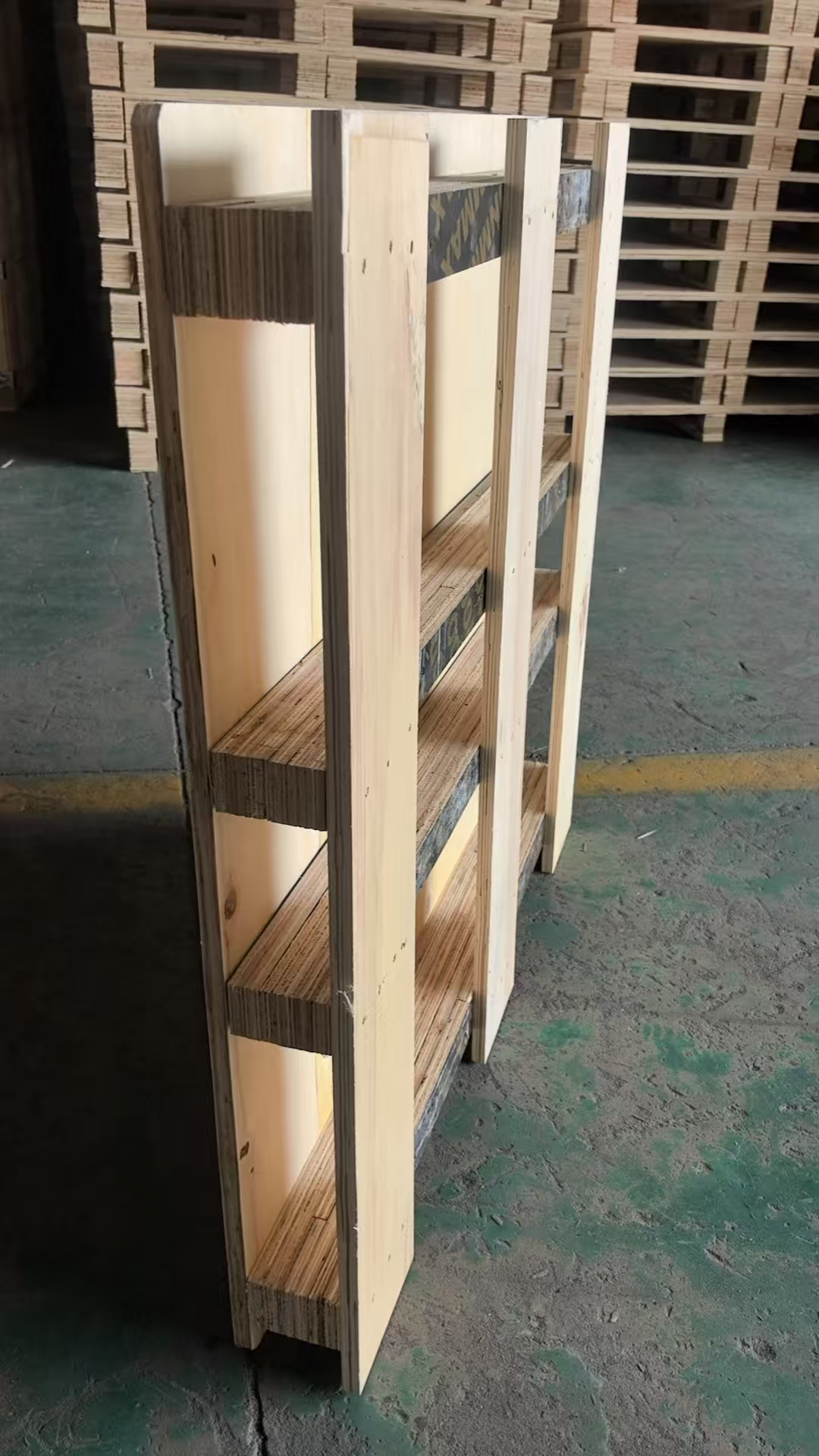 2-Way Entry Pallet Structure