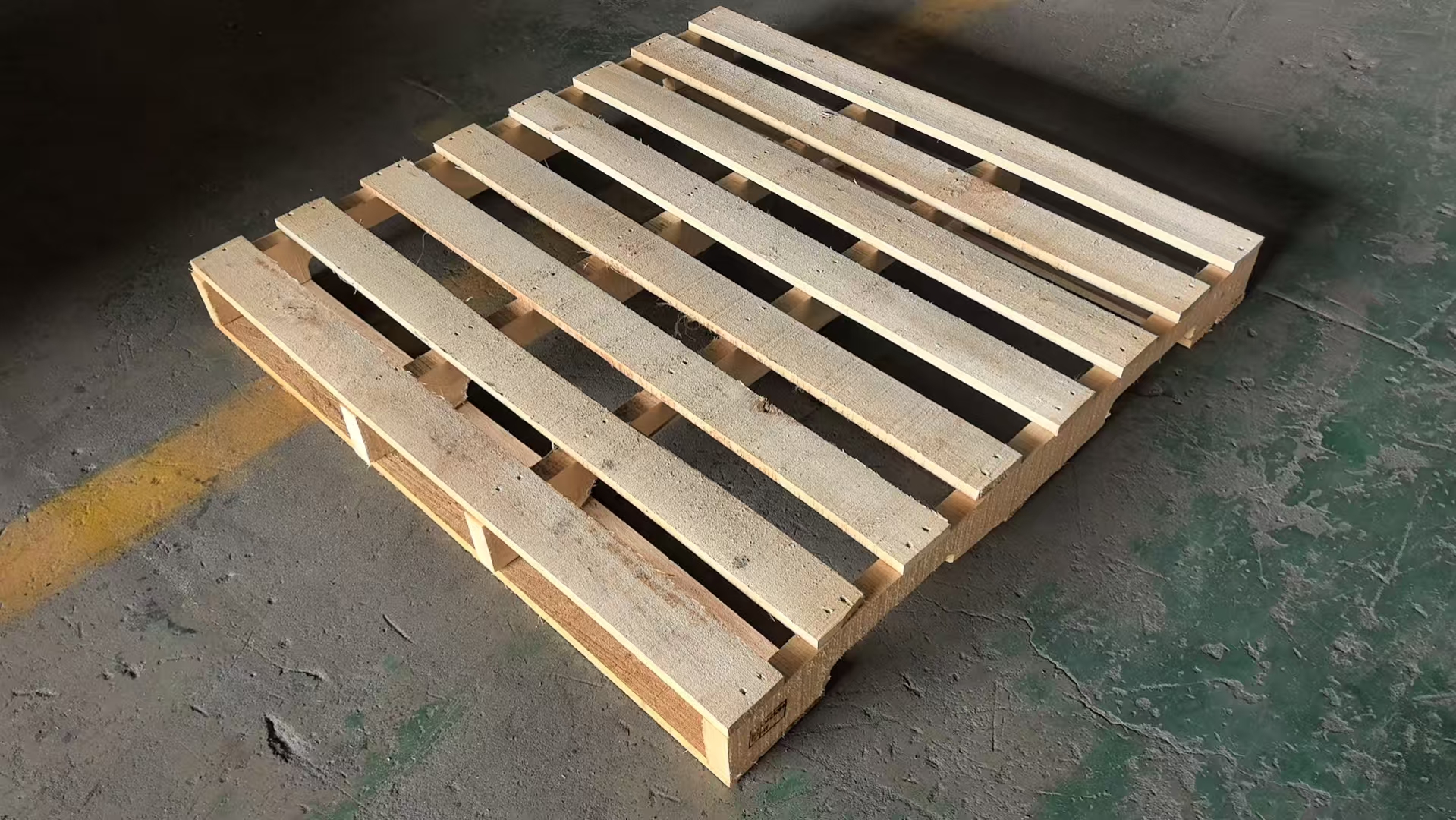 Heat-Treated Pallets